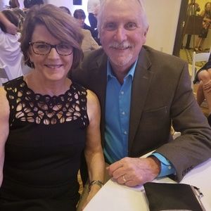 Meet your Posher, Lori